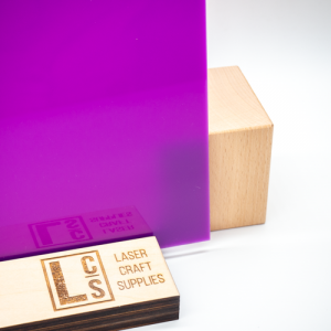 Acrylique violet