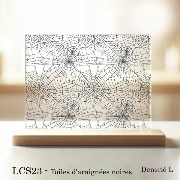 LCS23 - Toiles d'araignées noires